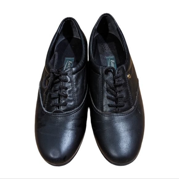 Easy Spirit Shoes - Picture 2 of 7